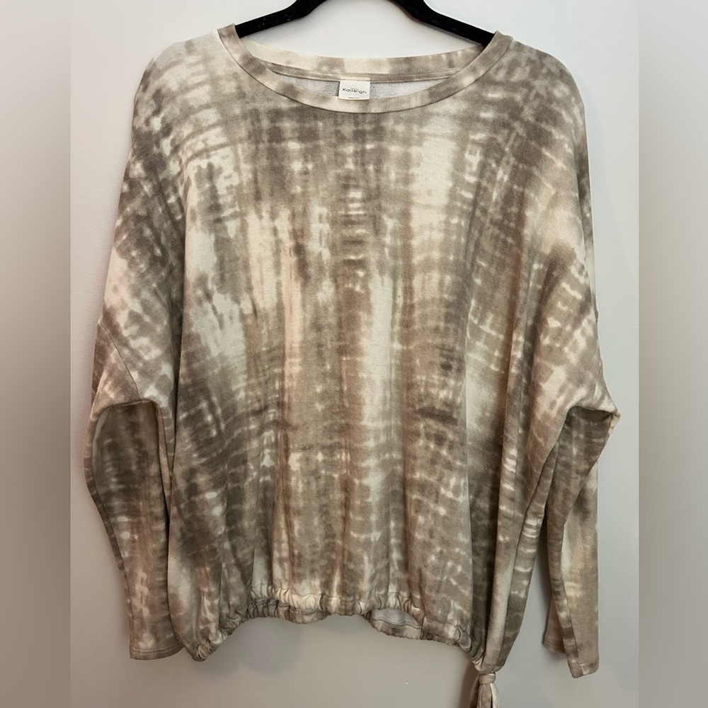 Kaleigh Catherine Tie Dye Knit Top Medium Tan Cream EUC